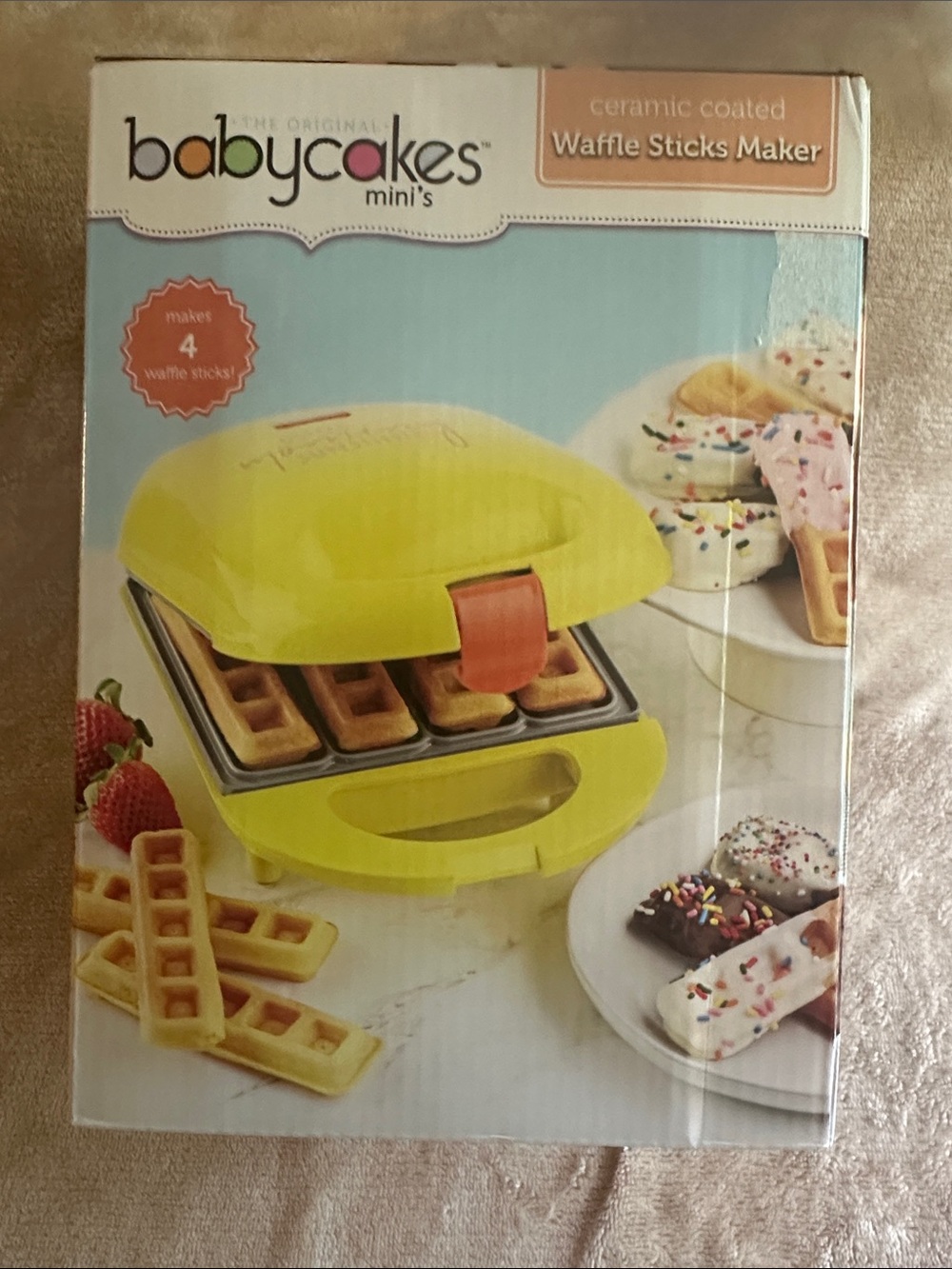 babycakes Mini Waffle Sticks Maker in Lime